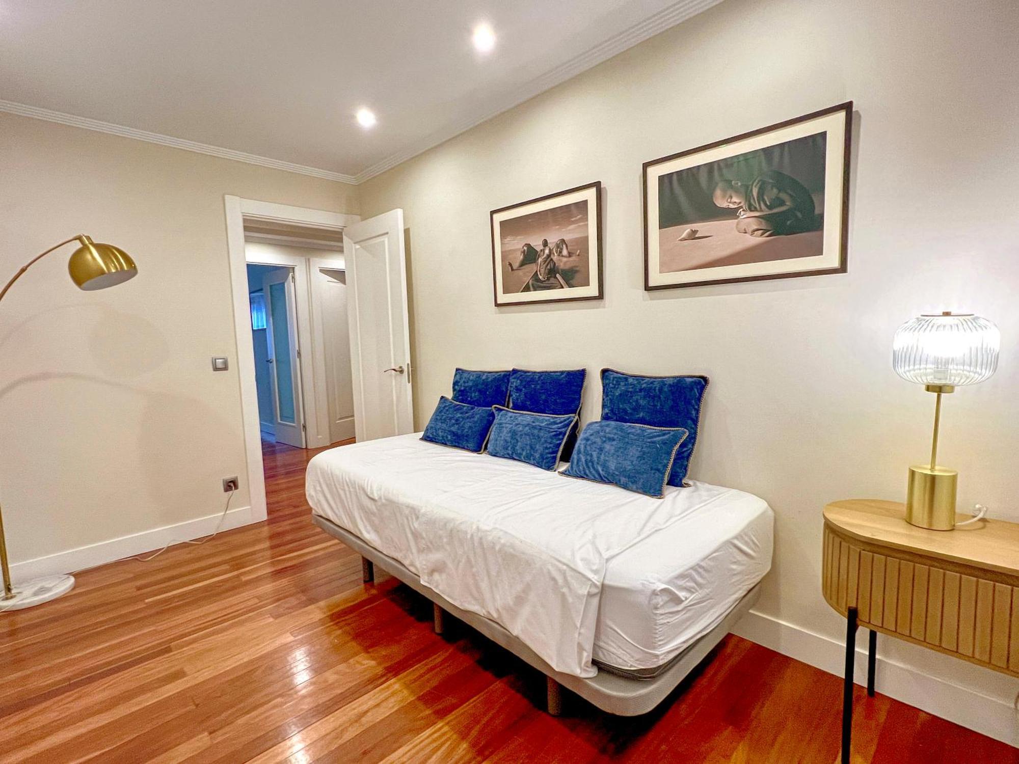 River Deluxe Con Garaje Gratis Bilbao Zewnętrze zdjęcie